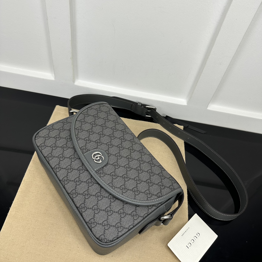 Gucci Satchel Bags